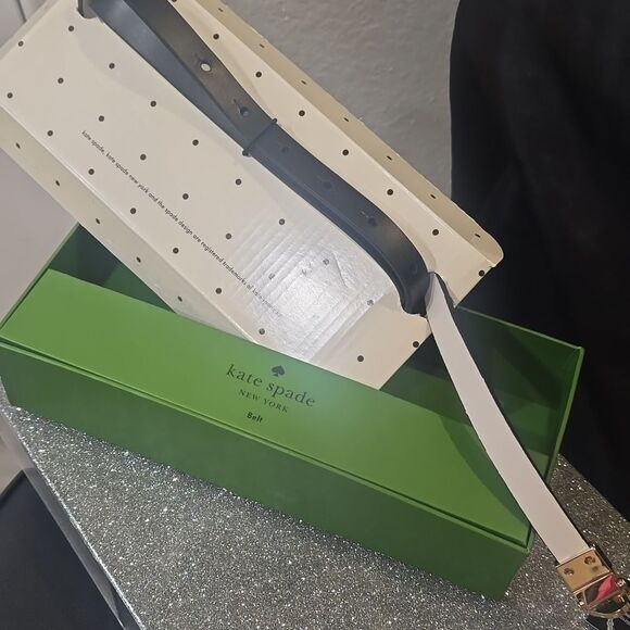 Kate Spade New York Embellished Leather Slim Reversible‎ Belt main image 5